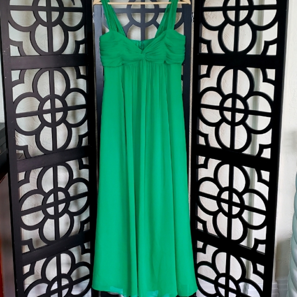 DAVIDS BRIDAL Pleated Hunter Green Gown